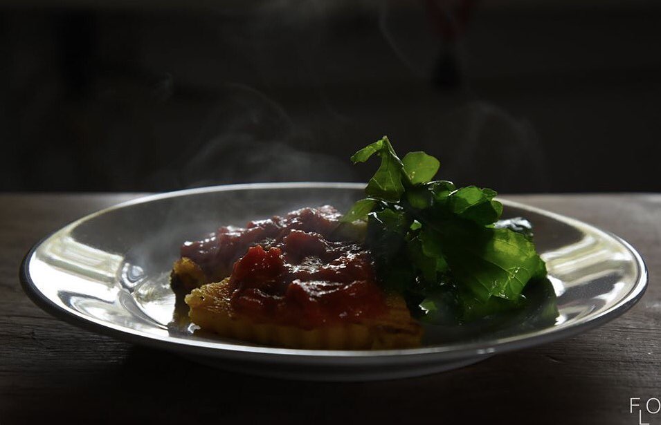 Plato casero de la posada